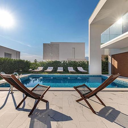 Luxury Villa Tina With Private Heated Pool Kaštela Esterno foto